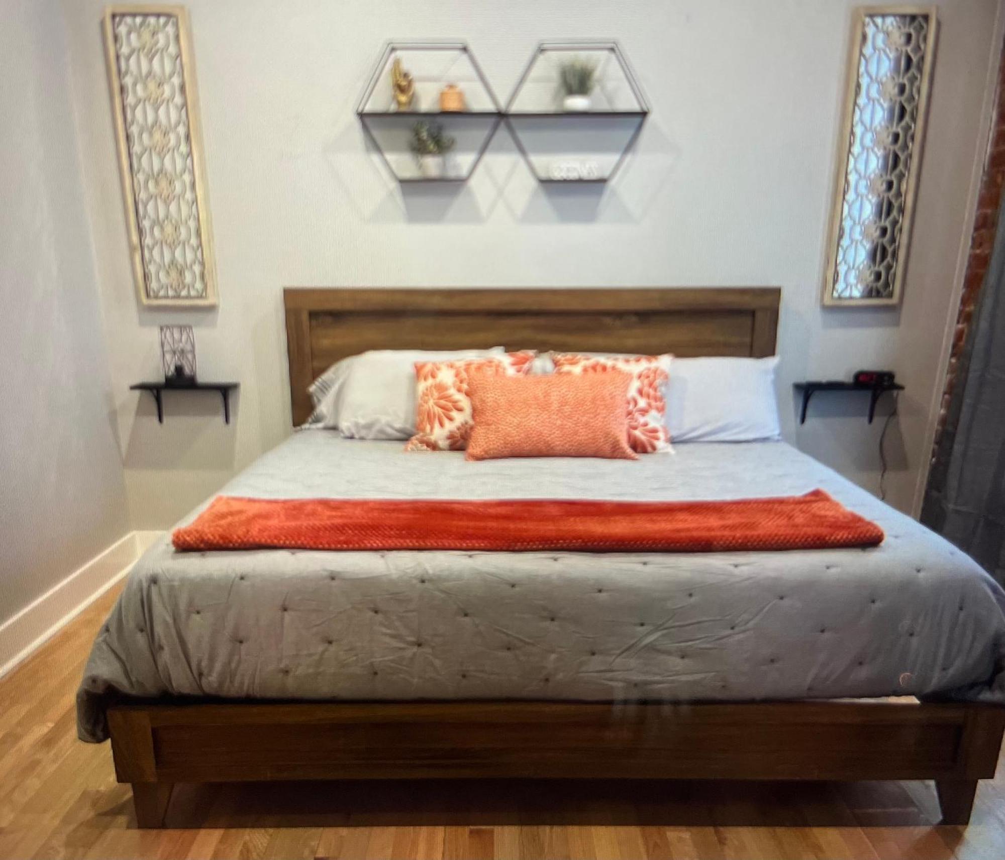 Brickhouse Loft - A Boutique Hotel Martinsville Kültér fotó